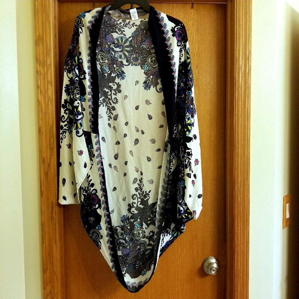 Roffe Accessories Floral Print Rayon Kimono OSFM